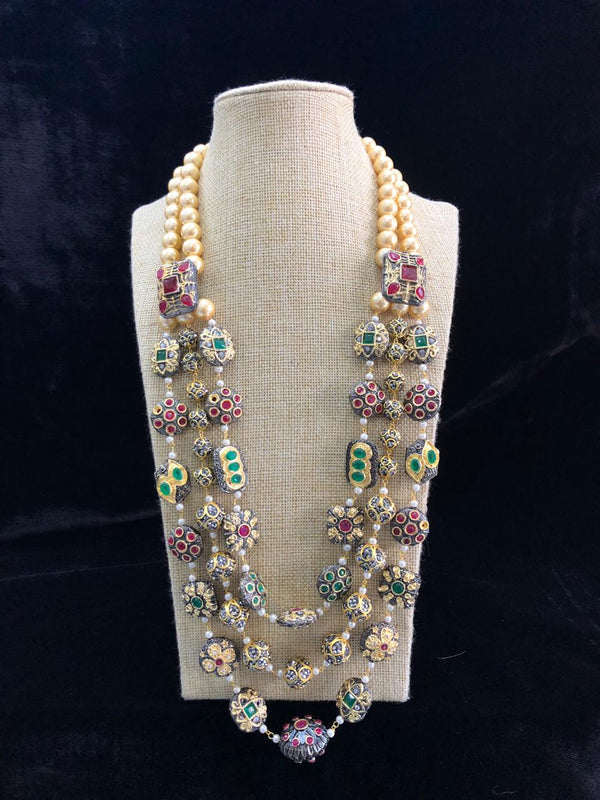 Pearl Beaded Intriguing Necklace