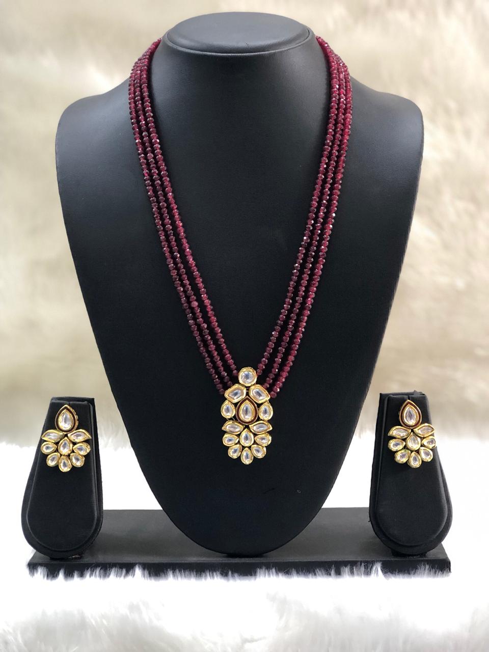 Maroon hotsell beads necklace