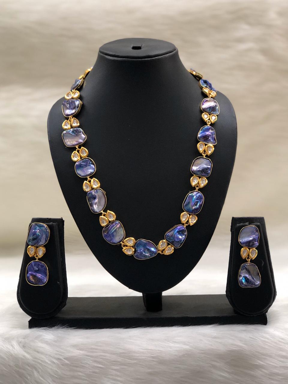 Kundan gemstone top