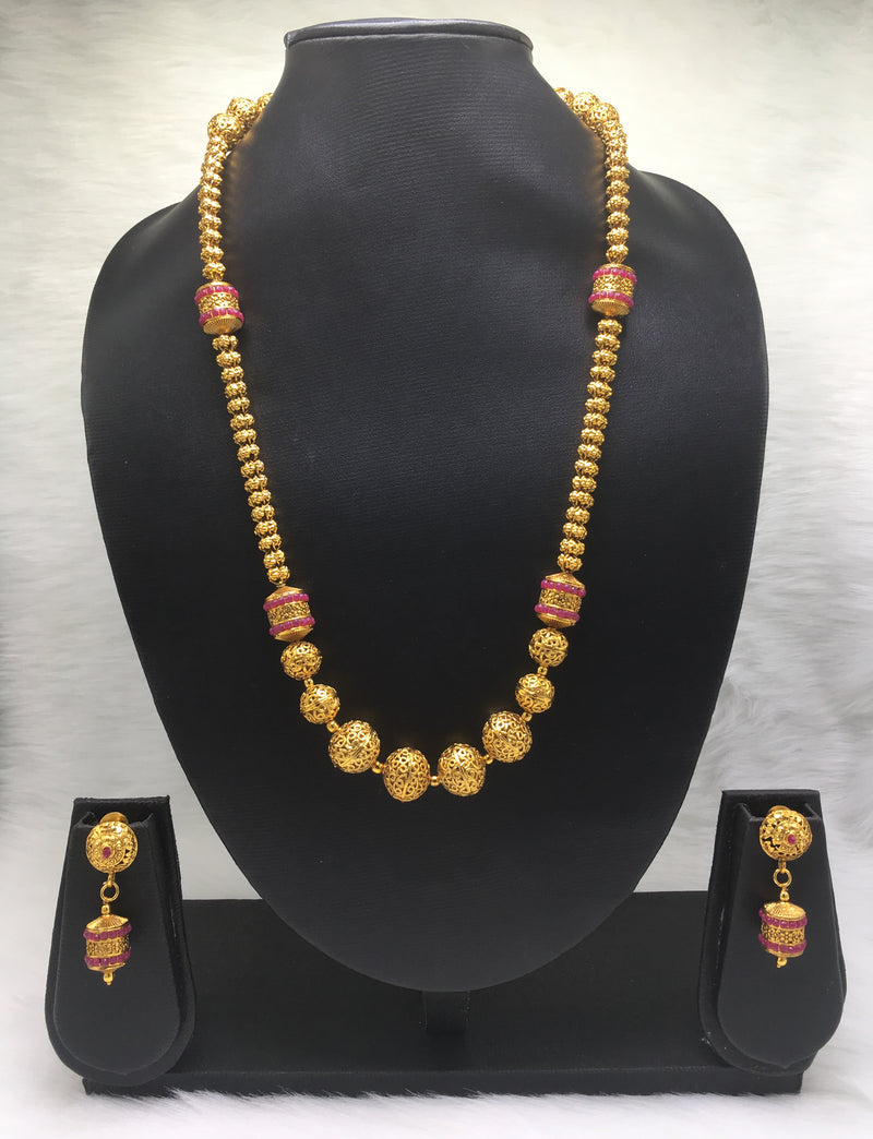 Spruce Enabled Charming Necklace Set