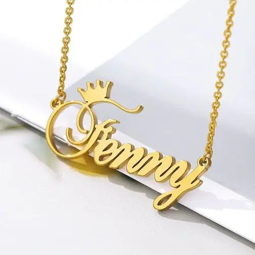 Memento Custom Crown Name pendant