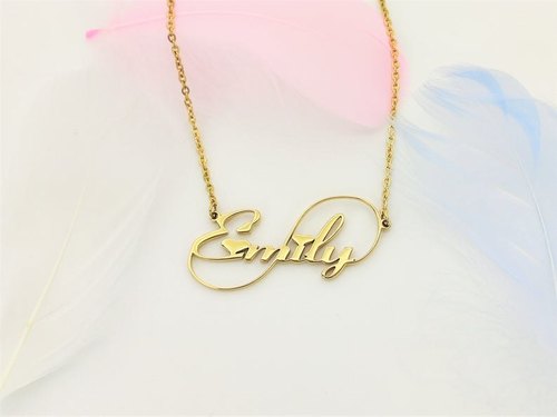 Flabby Personalized Name Pendants