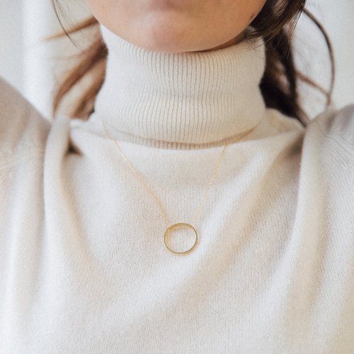The Inner Circle Ring Chain Name Pendant Necklace