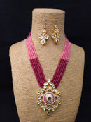 Silhouette Filltered Kundan Necklace Set