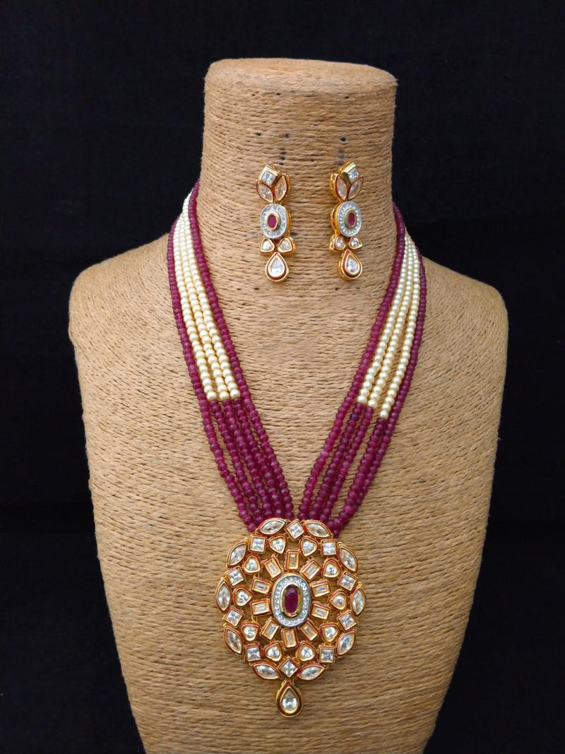 Whimsical Graving Kundan Necklace Set