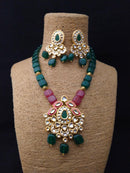 Streamling Gemstone  Kundan Necklace Set