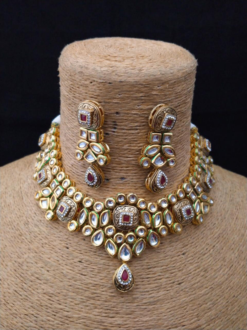 Titrant Traditonal Kundan Necklace Set