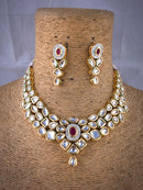 Hypoallergenic Lastered Kundan Necklace Set