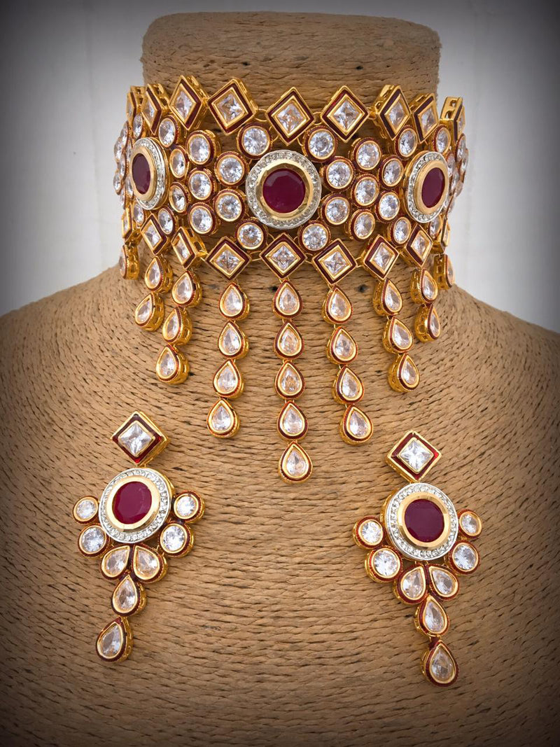 Sassy enlightend Kundan Necklace Set