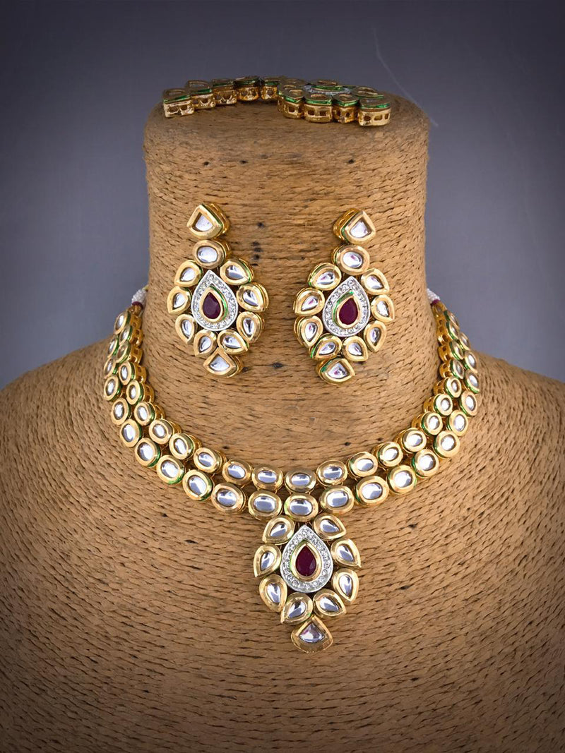 Acrylic Graving Kundan Necklace Set