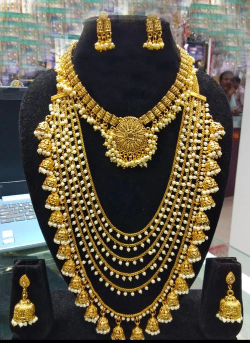 Rare & Beautiful Pearl & Gold plated Necklace Set