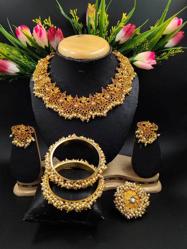 Extraordinary Amber Pearl & Gold Plated Necklace Set