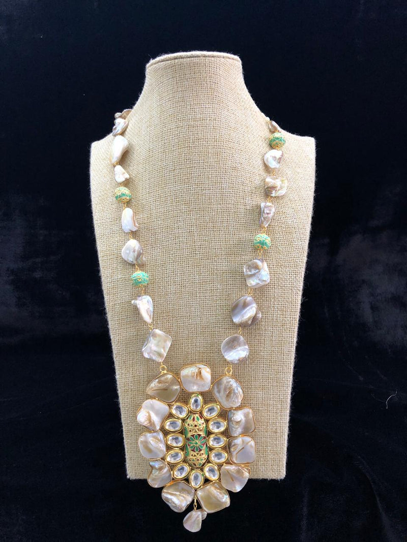 Stylish Baroque Gemstone Necklace