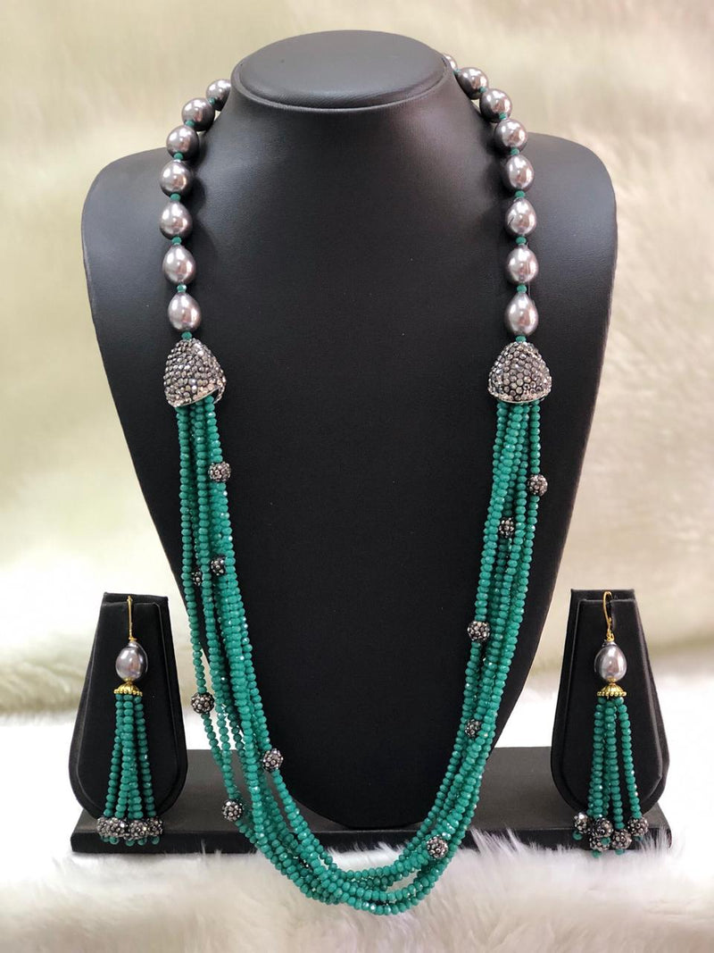 Incrediable Green Decorative Necklace Set