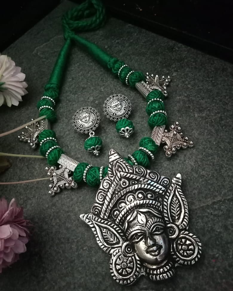 Green Threaded Temple Jewellery Necklace Set